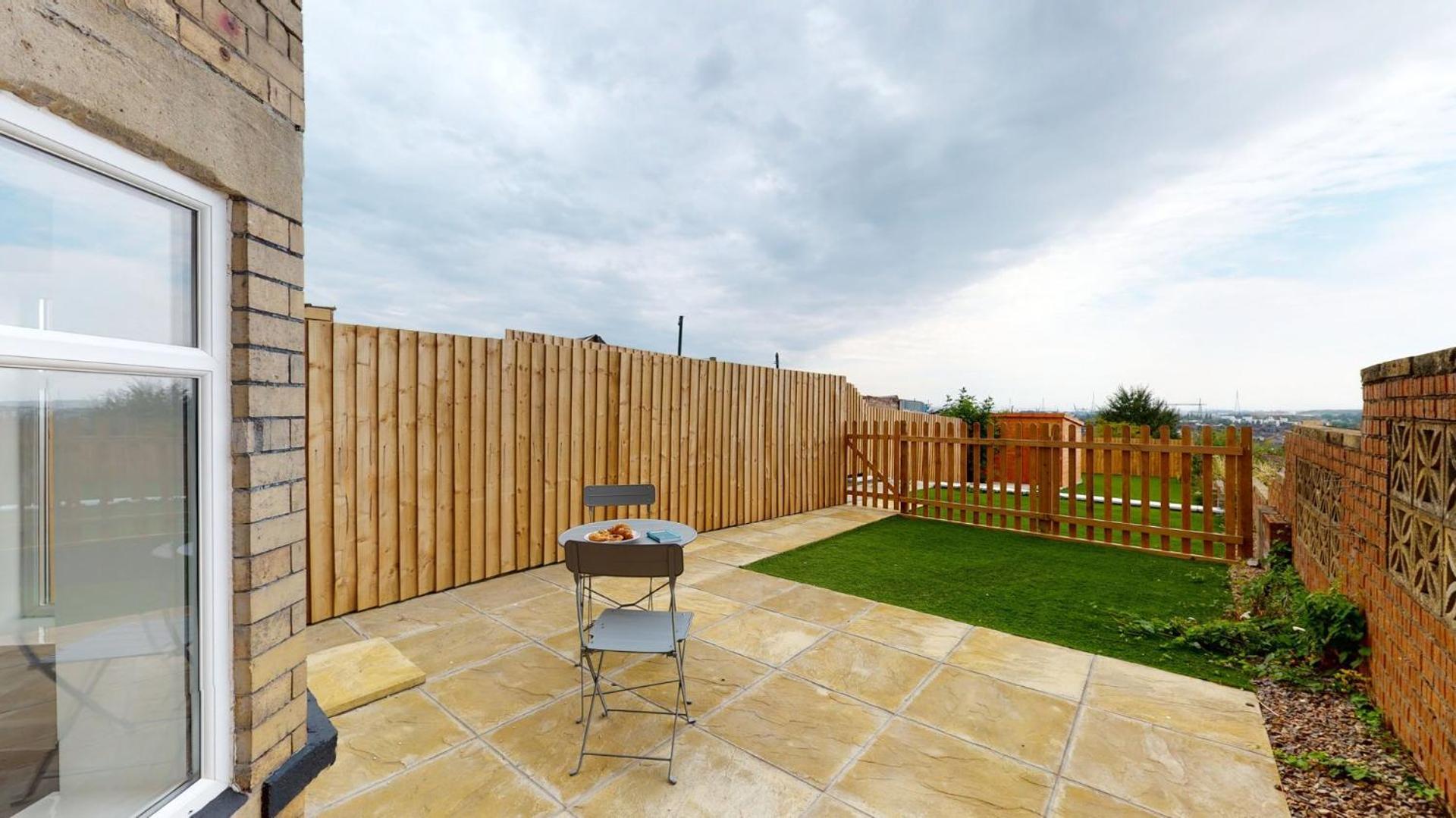 Stylish Apartment W/ Private Garden - Dog Friendly Newport  Exterior foto