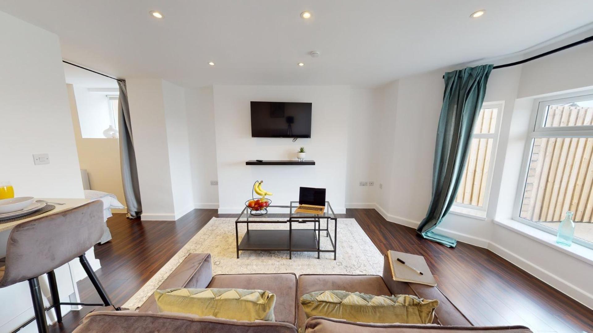 Stylish Apartment W/ Private Garden - Dog Friendly Newport  Exterior foto